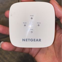 NETGEAR AC750 Wifi Range Extender 