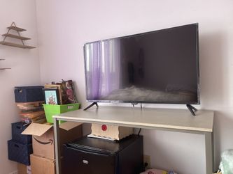 Perfectly Brand New Desks