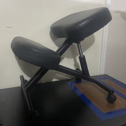 Black Kneeling Desk chair 
