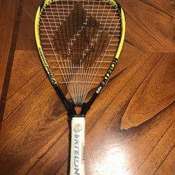 Ektelon Racquet 