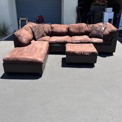 Microfiber & Leather Sectional Couch W/Ottoman