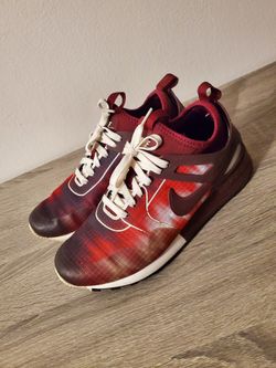 Nike Size 8 De Mujer En Muy Buenas Condiciones