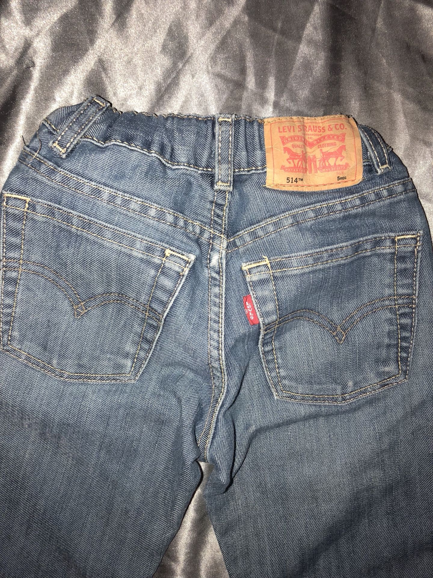 Kids size 5 Levi’s