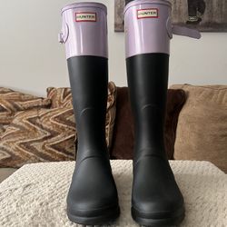 Brand New Hunter Rain Boots – Never Worn – $55 (Romulus)