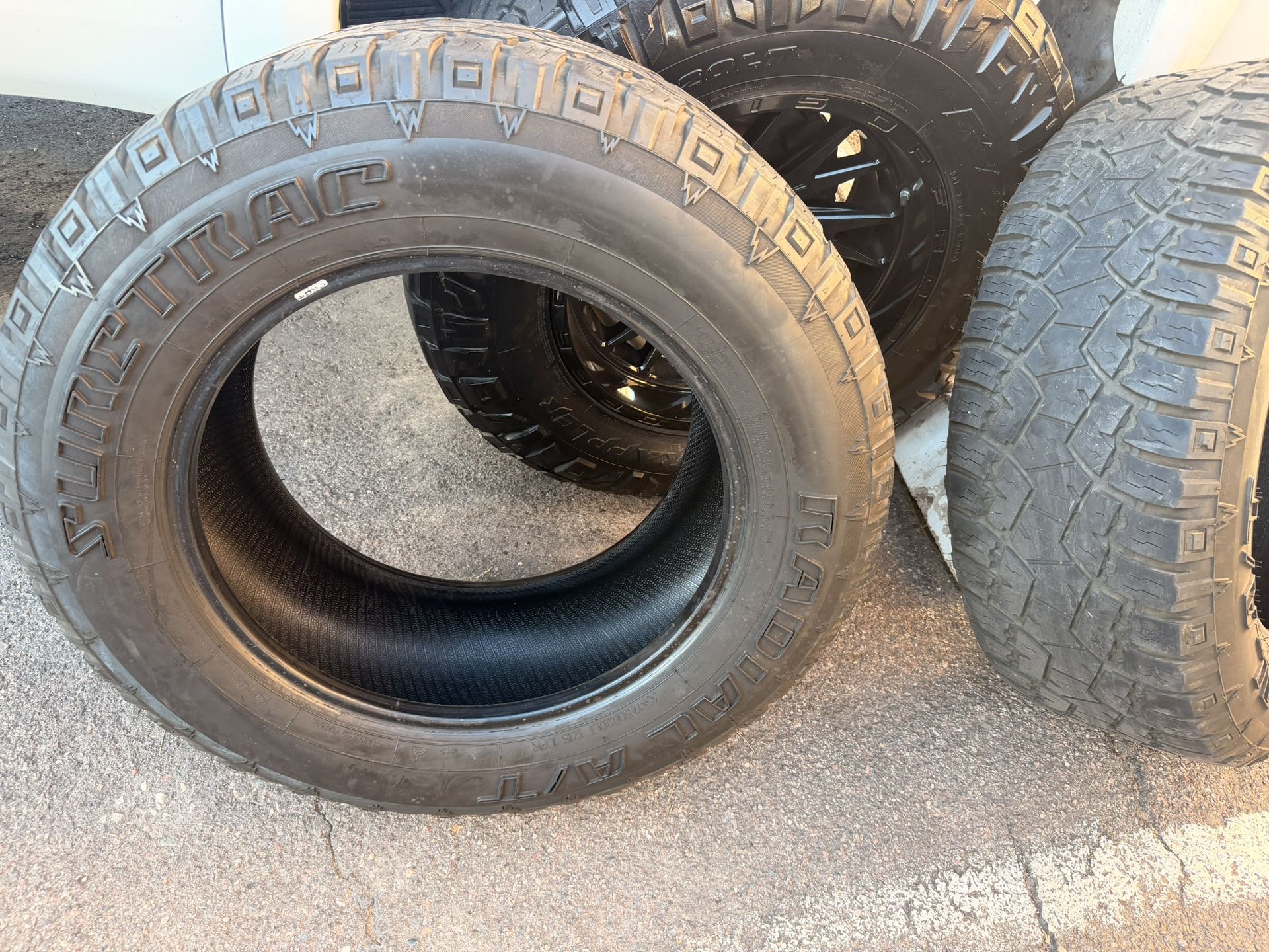 Tires 35/12.50/20
