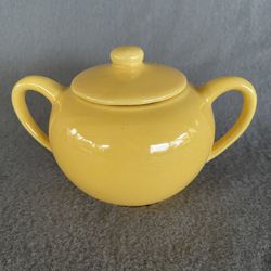 Vintage Bauer Pottery Plainware Sugar Bowl w Lid Chinese Yellow MCM California