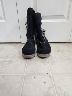 White Mountain Woman's Size 7M Boots