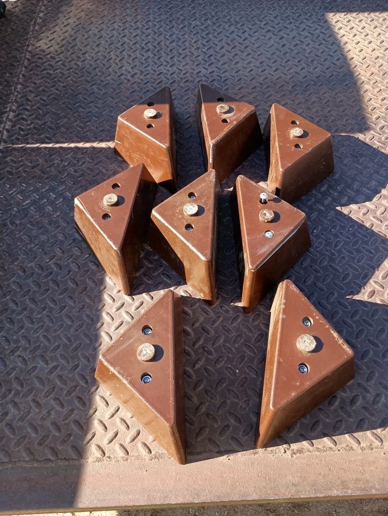 Set Of 8 Plastic Triangle Couch Sofa Legs