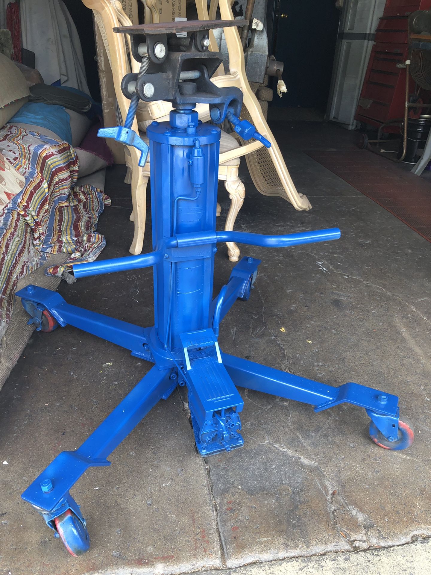 Air over hydraulic transmission jack for Sale in Alhambra, CA OfferUp