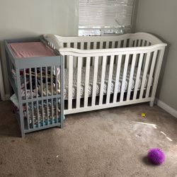 Baby Crib And Changing Table 