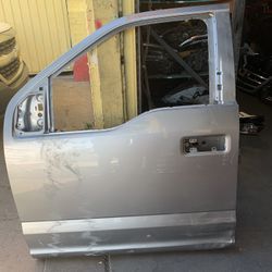 2015-2019 Ford F150 Driver Door