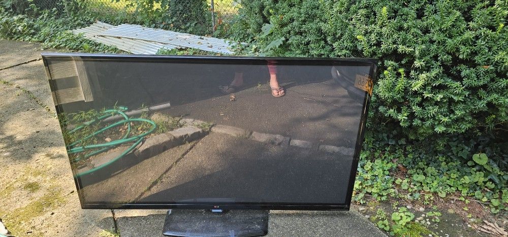 LG 60PB5600 Smart TV, 60 Inch Screen, Black