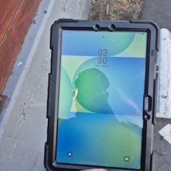 Galaxy Tab 10 FE 5 G Unlocked Need Gone Tonight 250$