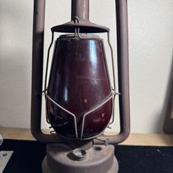 Dietz Victor Square Tube, Red Globe Lantern