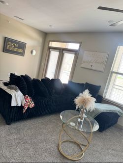 Couch and coffee table for sell