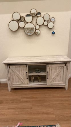Farmhouse Rustic Console / TV Stand – $70