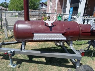 SMOKER NEVER BEING USE You Can Pull It Behind Your Car Or Truck With Lights