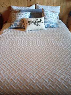 Queen Size Mattress + Adjustable Frame ( $3500 value )