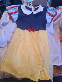 Simtree Girls Snow White Dress Costume - Very Good Condition