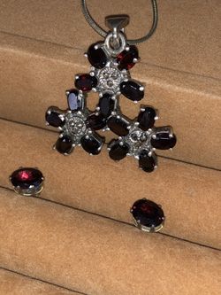 Sterling Silver Garnet Jewelry