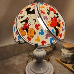 Vintage Mickey and Minnie lamp  the shade is glass pieces