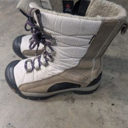 Keen Waterproof Women's Size 6 Boots