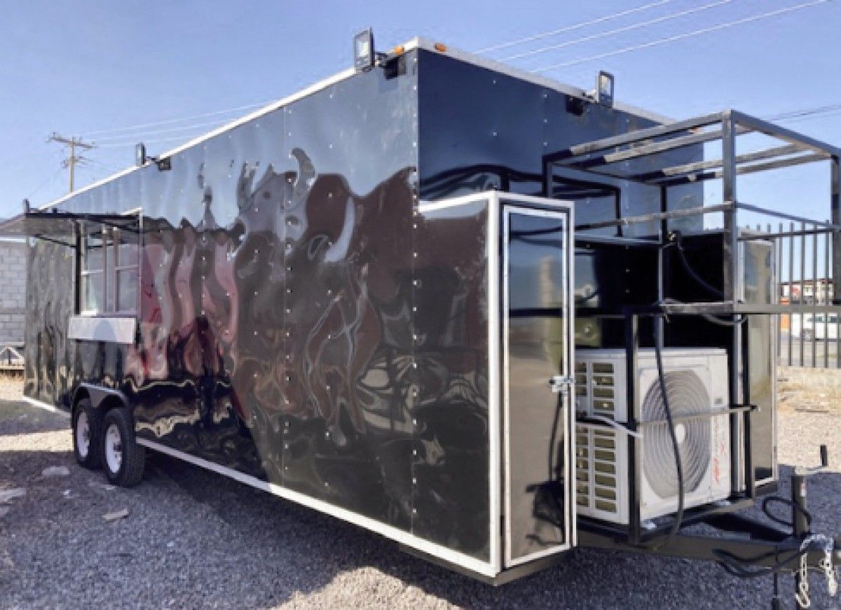 8x32 Food trailer