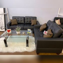 2 Pc Livingroom sofa and loveseat set 