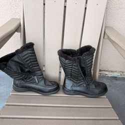 Snow Black Boots Size 6