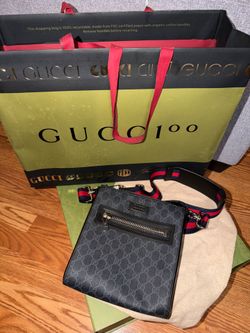 Gucci messenger bag