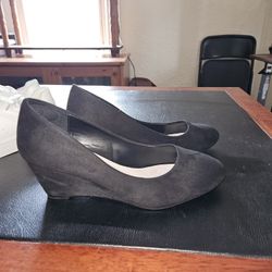 Size 9: Black suede Wedges