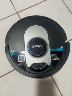 Shark robot vacuum