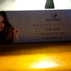 Hair Straitner Brush