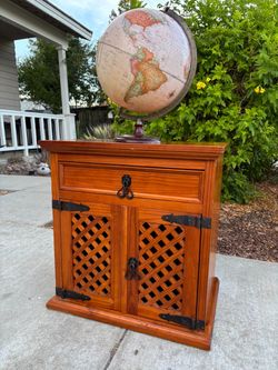 Solid Wood End Table Dresser Nightstand Furniture Great Condition