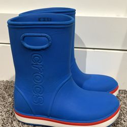 Crocs Light Weight Pull On Boots Size 1Y