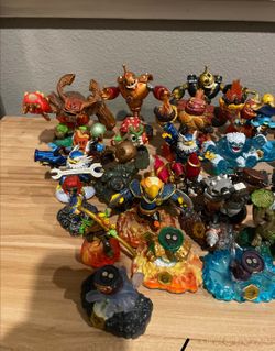 Skylander Lot