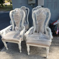 4 Chairs Like New