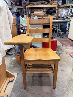 1930s-40s Heywood-Wakefield solid oak adult tablet arm chair