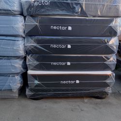 Nectar Mattress.
Nectar Premier Queen Size - 13" Memory Foam Mattress
Brand New Mattress
Delivery available