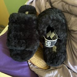 UGG Slides. 