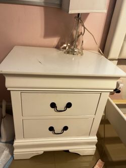 2 Wood Night stands / Bedside table / with drawers