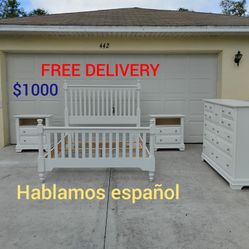 Queen Size Bedroom Set GREAT CONDITION 🚛 FREE DELIVERY 🚛