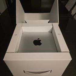 Apple Mac Studio M2 Max - 32GB RAM, 512GB SSD 