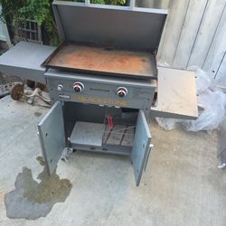 Black Stone Grill