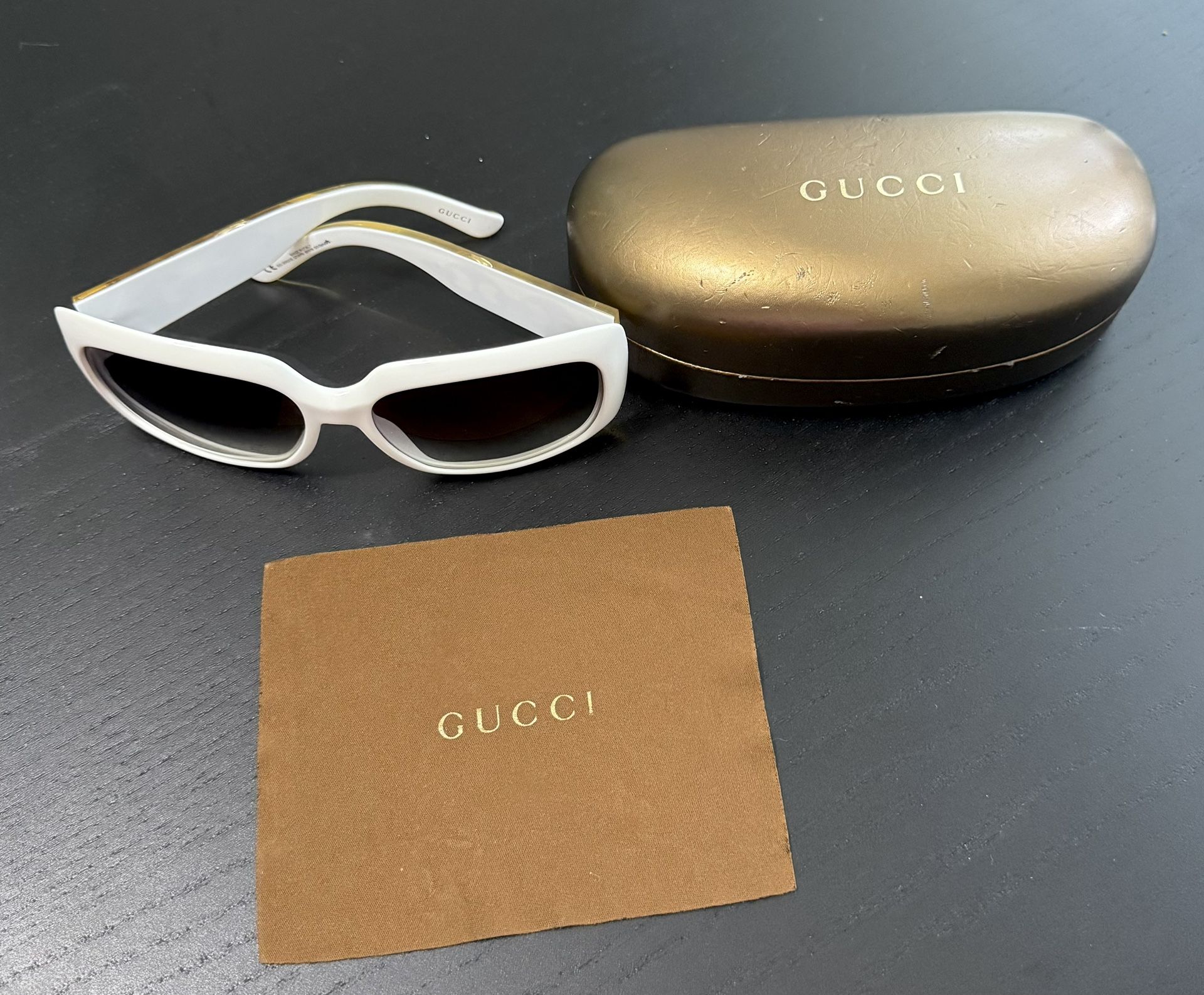 White Gucci sunglasses
