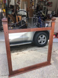 Mirror from dresser in good condition