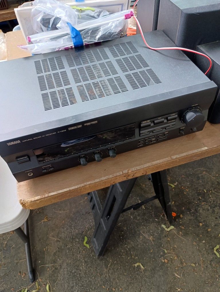 Yamaha Receiver, Speakers And Subwoofer