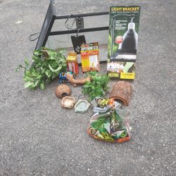 Reptile Tank With Extras