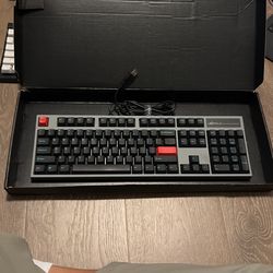 Leopold Cherry Brown Like New!!!