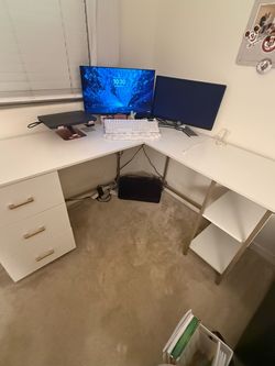 L shaped desk